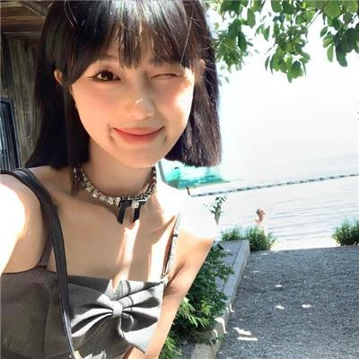 当我们变得陌生 海报