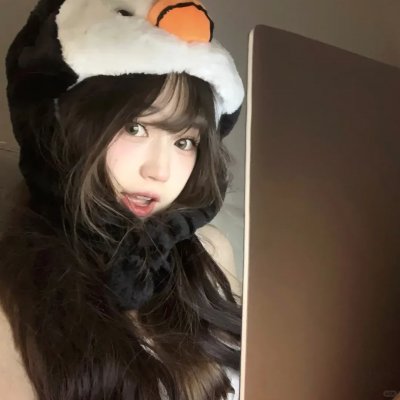 彼女×彼女×彼女 海报